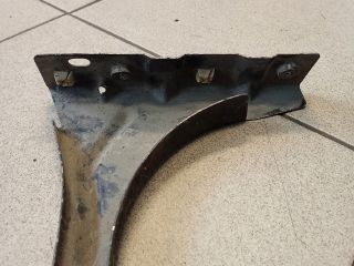 bontott AUDI A6 C5 Jobb Sárvédő Oldaltartó