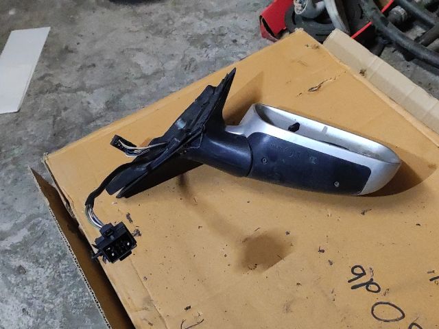 bontott AUDI A6 C5 Jobb Visszapillantó Tükör (Elektromos)