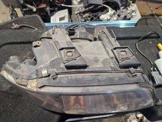 bontott AUDI A6 C5 Jobb Xenon Fényszóró