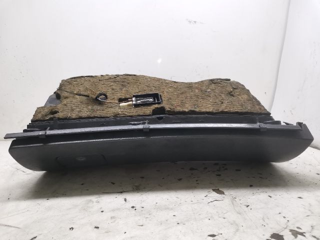 bontott AUDI A6 C5 Kesztyűtartó