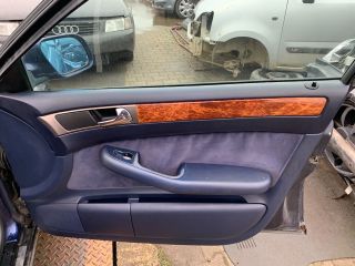 bontott AUDI A6 C5 Kesztyűtartó