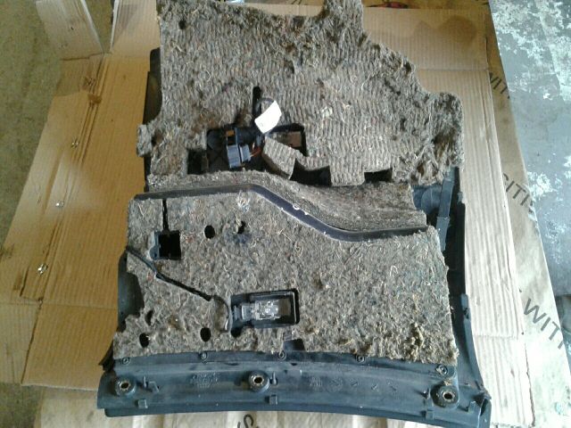 bontott AUDI A6 C5 Kesztyűtartó