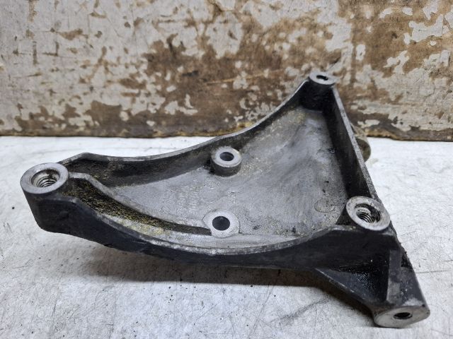 bontott AUDI A6 C5 Klímakompresszor Tartó Bak