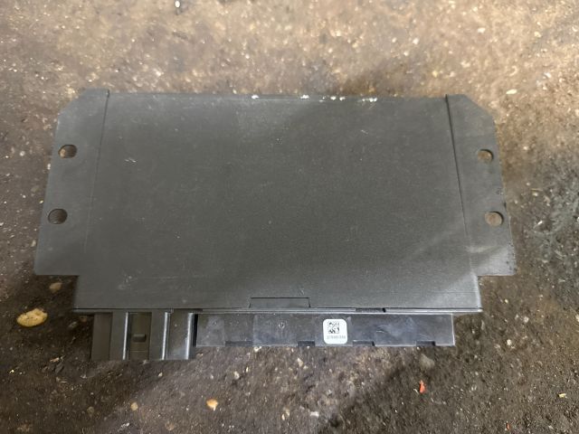 bontott AUDI A6 C5 Komfort Elektronika