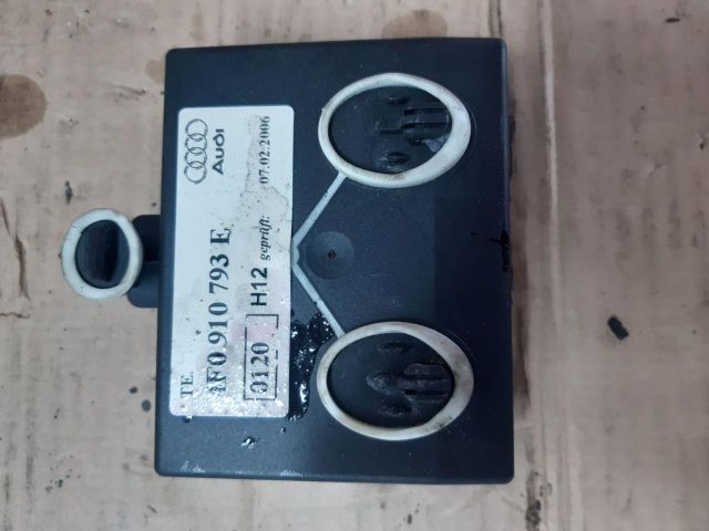 bontott AUDI A6 C5 Komfort Elektronika