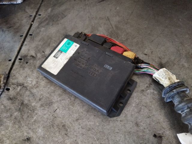 bontott AUDI A6 C5 Komfort Elektronika