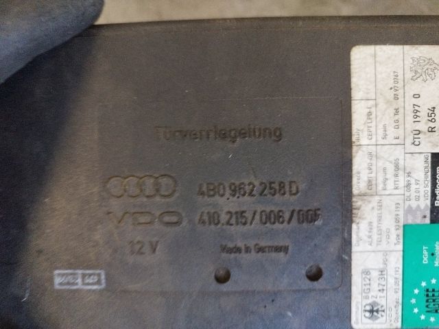 bontott AUDI A6 C5 Komfort Elektronika