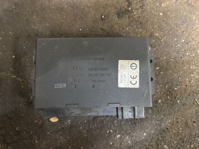 bontott AUDI A6 C5 Komfort Elektronika