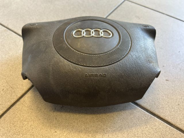 bontott AUDI A6 C5 Kormánylégzsák