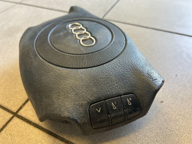 bontott AUDI A6 C5 Kormánylégzsák