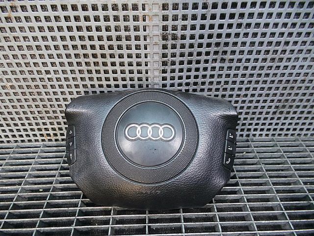 bontott AUDI A6 C5 Kormánylégzsák