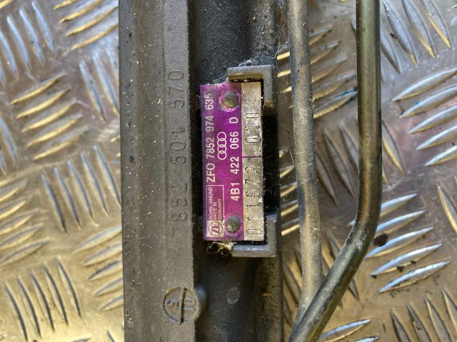 bontott AUDI A6 C5 Kormánymű Szervós