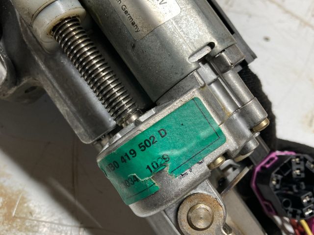 bontott AUDI A6 C5 Kormányoszlop Kormányzárral