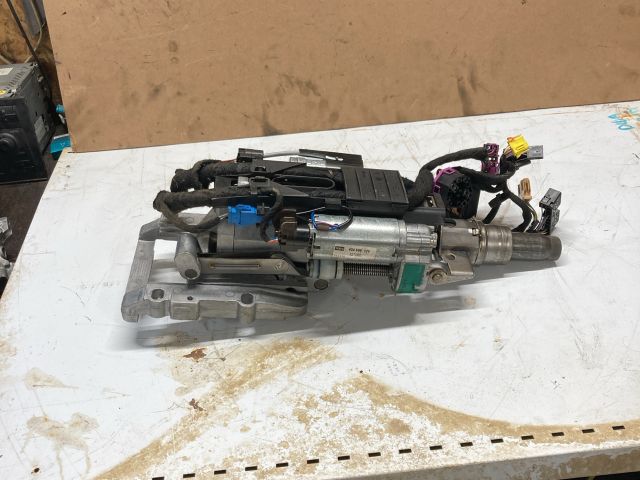 bontott AUDI A6 C5 Kormányoszlop Kormányzárral