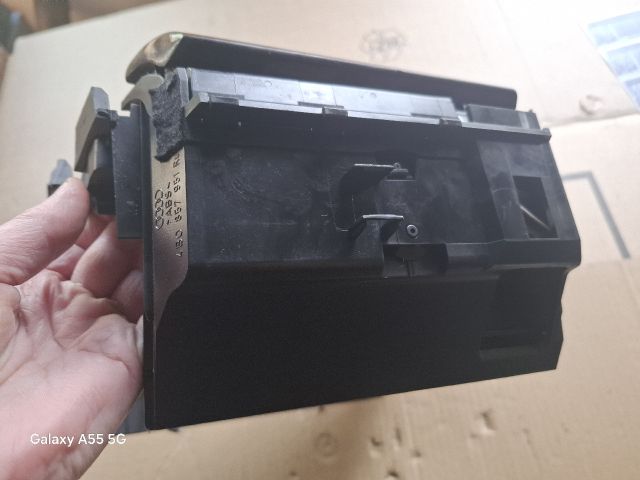 bontott AUDI A6 C5 Középkonzol Keret