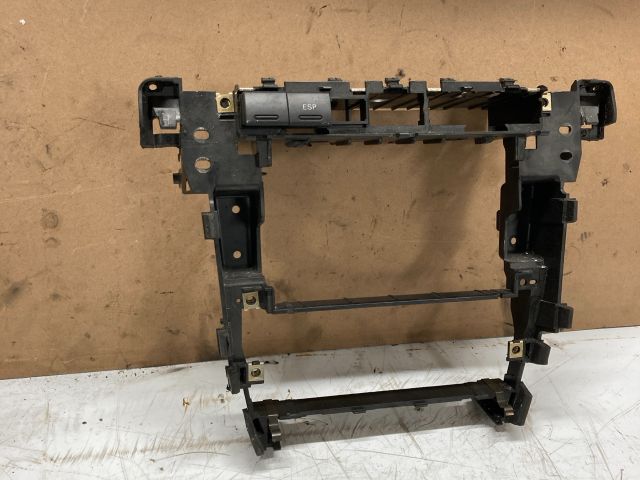 bontott AUDI A6 C5 Középkonzol Keret