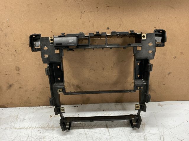 bontott AUDI A6 C5 Középkonzol Keret