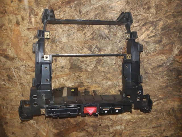 bontott AUDI A6 C5 Középkonzol Keret