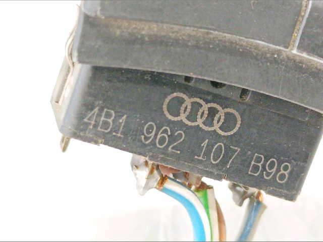 bontott AUDI A6 C5 Központizár Kapcsoló