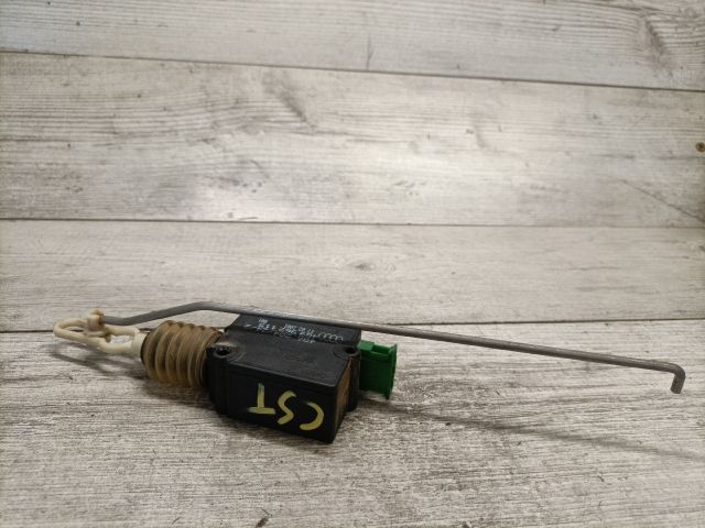 bontott AUDI A6 C5 Központizár Motor Csomagtérajtó