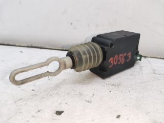 bontott AUDI A6 C5 Központizár Motor Csomagtérajtó