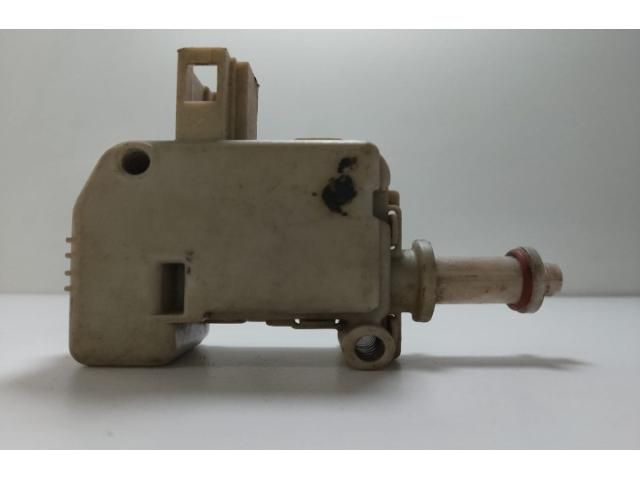 bontott AUDI A6 C5 Központizár Motor Tankajtó