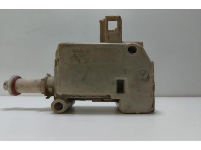 bontott AUDI A6 C5 Központizár Motor Tankajtó