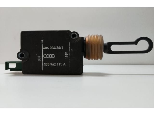 bontott AUDI A6 C5 Központizár Motor Tankajtó