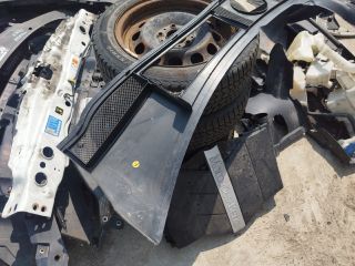 bontott AUDI A6 C5 Levélrács