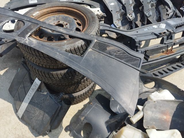 bontott AUDI A6 C5 Levélrács