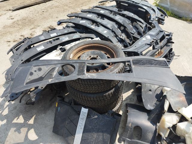 bontott AUDI A6 C5 Levélrács