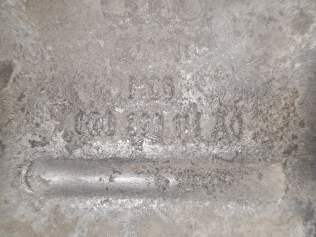 bontott AUDI A6 C5 Motor Tartó Bak (Pozíciófüggetlen)