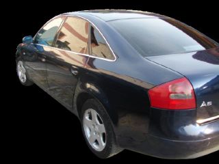 bontott AUDI A6 C5 Motorháztető Jobb Zsanér