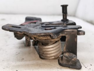 bontott AUDI A6 C5 Motorháztető Zárszerkezet