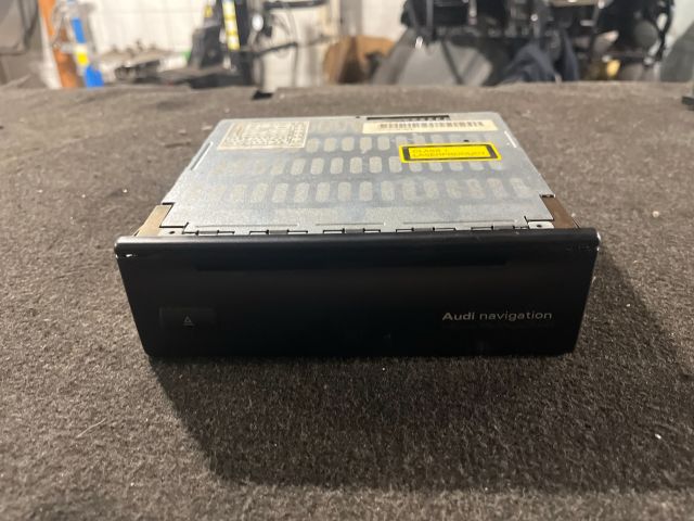 bontott AUDI A6 C5 Navigáció Elektronika