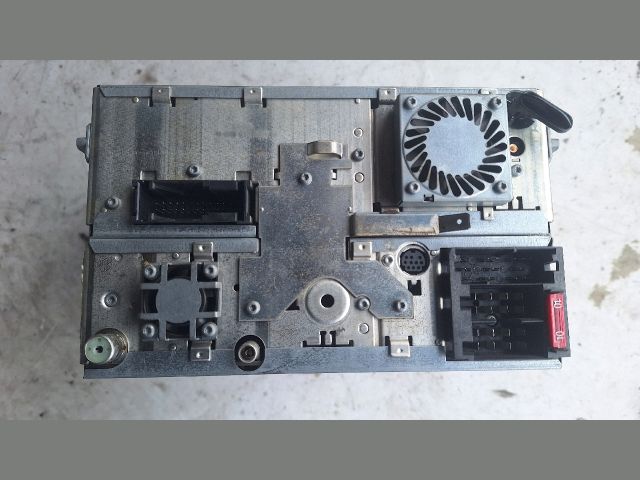 bontott AUDI A6 C5 Navigációs Fejegység