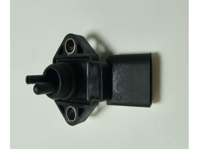 bontott AUDI A6 C5 Nyomástartó Szelep