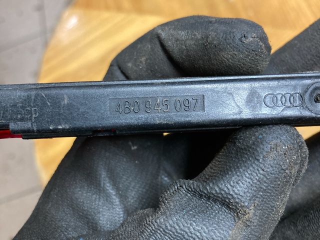 bontott AUDI A6 C5 Pótféklámpa