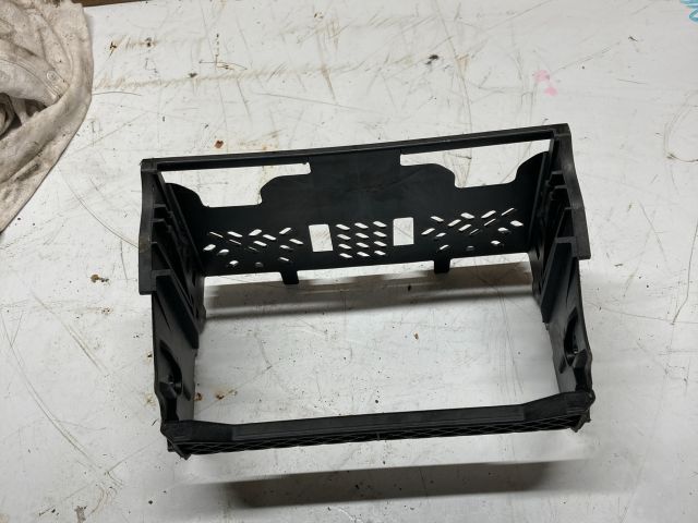 bontott AUDI A6 C5 Rádió / CD Keret