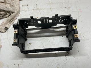 bontott AUDI A6 C5 Rádió / CD Keret