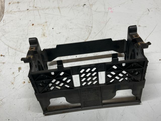 bontott AUDI A6 C5 Rádió / CD Keret