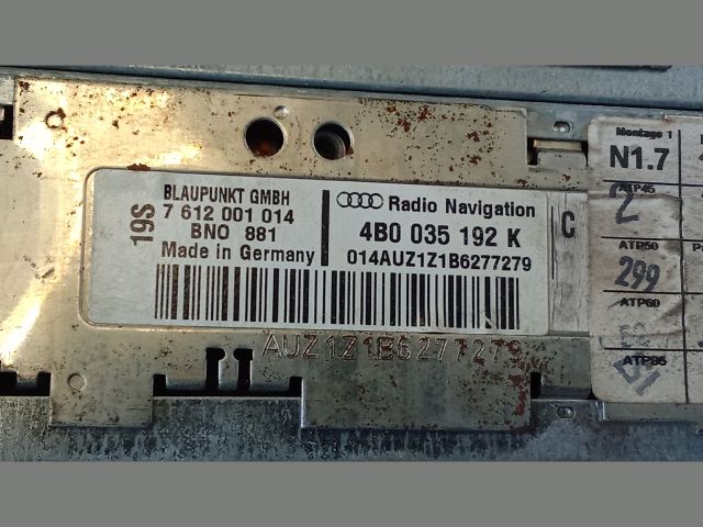 bontott AUDI A6 C5 Rádió / CD