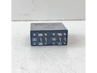 bontott AUDI A6 C5 Relé