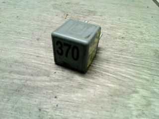 bontott AUDI A6 C5 Relé