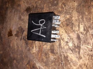 bontott AUDI A6 C5 Relé