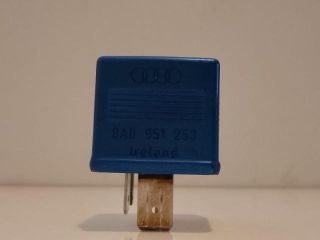 bontott AUDI A6 C5 Relé