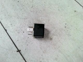 bontott AUDI A6 C5 Relé