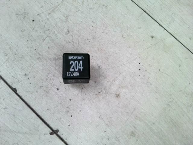 bontott AUDI A6 C5 Relé