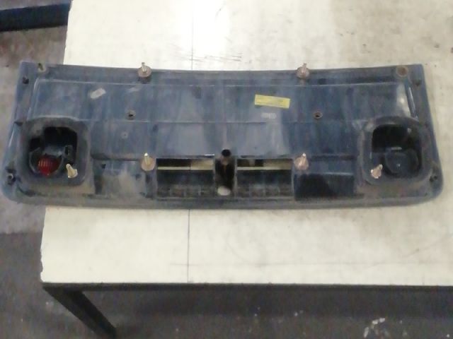 bontott AUDI A6 C5 Rendszámtábla Tartó