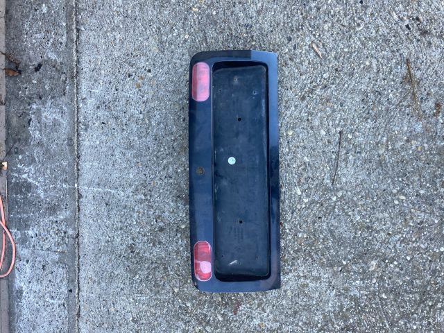 bontott AUDI A6 C5 Rendszámtábla Tartó